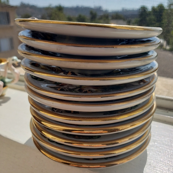 Antique Capodomonte Cherub & Seahorse # 565 w Gold - Picture 14 of 16